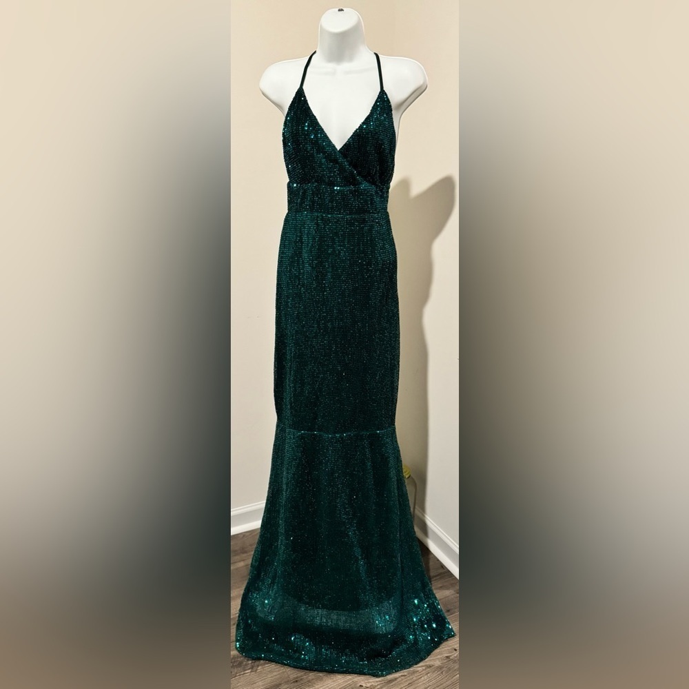 Club L London Emerald Green Sequin V-Neck Maxi Gown